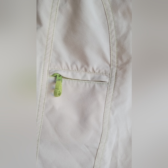 Annika Cutter & Buck- Golf Shorts- Egg White- 6 - Picture 6 of 6